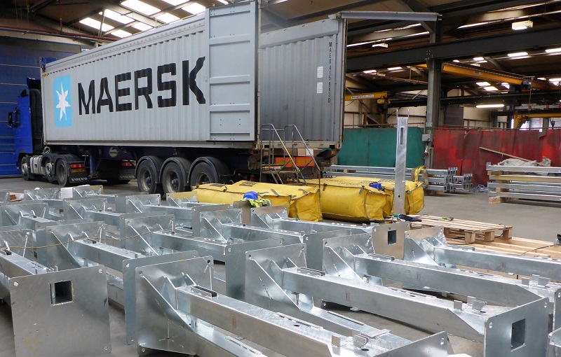 Loading Truck 800x510